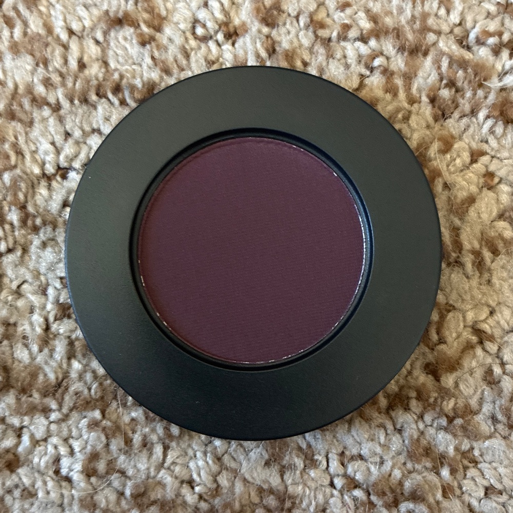 Brand New - Melt Cosmetics - She’s In Parties - Eyeshadow Stack - Picture 8 of 10